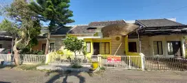 Rumah  DIKONTRAKAN luas 96 m.