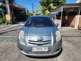 YARIS E 2008 MANUAL SILVER