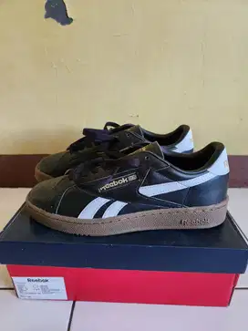 Sepatu Reebok Klasik Size 39