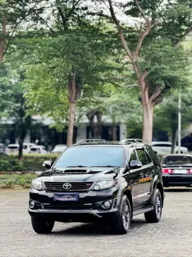 DP 30 JUTA!! TOYOTA FORTUNER 2.5 VNT TRD A/T 2014 HITAM