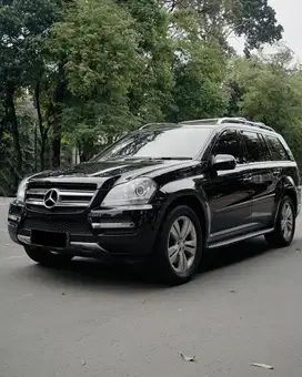 Mercedes-Benz GL500 2010 Bensin
