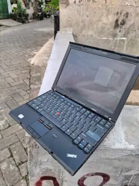 Lenovo X201 Intel Core i5 Ram 4GB HDD 320GB Siap Pakai