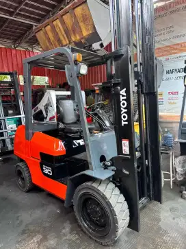 Forklift Toyota 3 Ton,Matic,3 Meter,Mesin 1DZ-II,FDZN30,Tahun 2020
