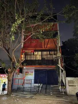 OfficeBuilding/ Showroom Full Fasilitas Surabaya Pusat