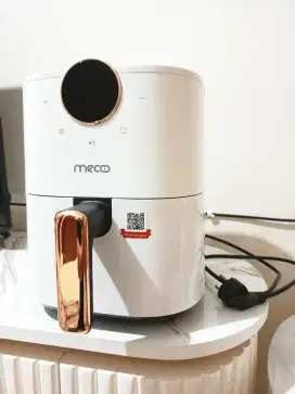 MECOO AIR FRYER white