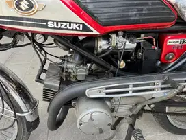 Suzuki T125 TWIN th 1972