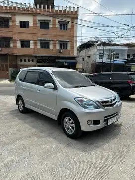 DAIHATSU XENIA 1.3 XI FAMILY 2011 MANUAL SILVER