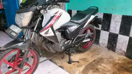 Jual motor megapro