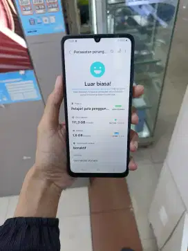 Second Samsung A06 4/128 Pemakaian 1 bln