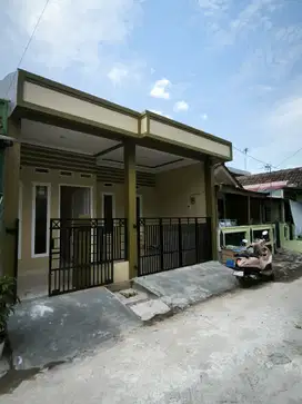 Rumah baru dasana indah bonang tangerang blok depan
