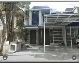 Rumah Pakuwon Indah Dekat Pakuwon Mall