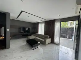 Rumah Bangunan Baru Full Furnished, Muara Karang - Pluit Jakarta Utara
