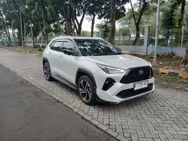 TOYOTA YARIS 1.5 S CROSS AT 2023