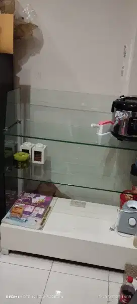 Rak kaca dapur, display, pajangan