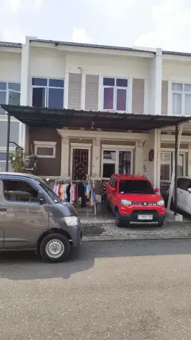 Rumah di Cluster Visalia