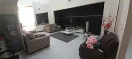 Disewakan Rumah Strategis Ada Mini Pool di Sayap Buah Batu, Turangga