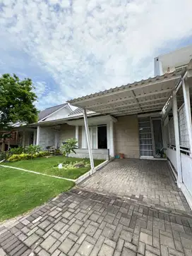 Disewa Rumah Mewah Full Furnished di Kota Baru Parahyangan Bandung