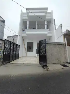 Dijual Rumah Baru 2 Lantai Modern Classic Di Kalisari Jakarta Timur