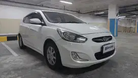 TDP Rendah Hyundai Grand Avega 1.4 GL Bensin-AT 2013 Putih CAARD