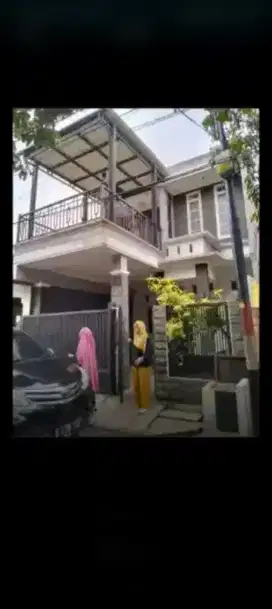 Dijual Rumah terawat LT 108/LB 170 Galaxy Bekasi Selatan