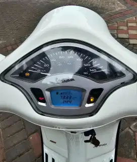 Kredit Dp 0 Vespa Primavera S 150 ABS IGet 2023 Odo 7rb Koko Motor