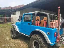 Jeep 120 1981 Bensin