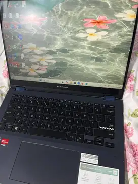 Asus Vivobook S14 Flip Ryzen 5 7430 16GB 512 SSD