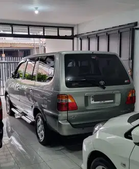 Toyota Kijang 2004 Bensin
