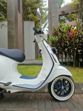 Kredit Dp 0 Vespa Primavera S 150 ABS IGet 2023 Odo 7rb Koko Motor