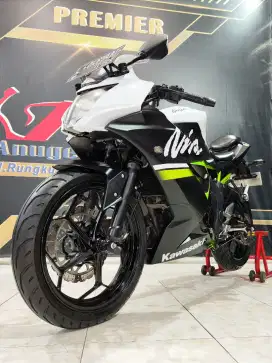 Ninja 250cc RR mono km.7rb 12 putih doff super.Anugerah motor rungkut