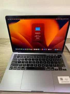 Macbook Pro M1 8/256 BH90%