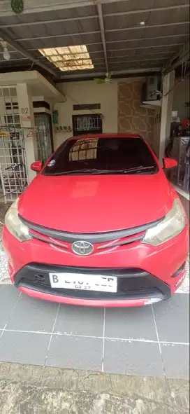 Toyota limo Gen 3 2016 1.5 STD Warna Merah MT