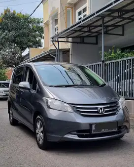 Honda Freed 2011 Bensin