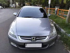 Honda Accord 2006 A/T