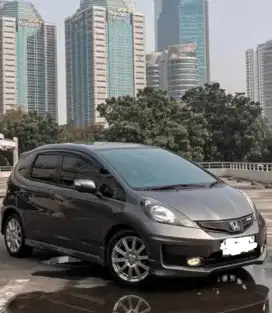 2014 Honda Jazz Vtech matic