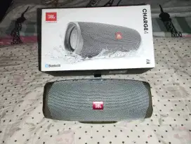 Speaker jbl charge 4  mulus warna grey, seri TL