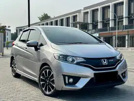 (KM 39 RIBU) HONDA JAZZ RS CVT SILVER 2016