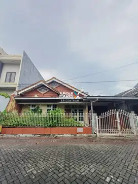 Dijual Rumah Hitung Tanah di Nirwana Eksekutif dekat Gununganyar