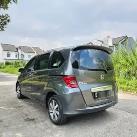 Honda Freed 2011 Bensin