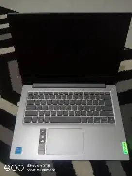 Laptop Lenovo core i3