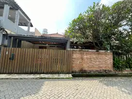 Dijual Rumah di Perum 2 Kelapa Dua, Hoek, Full Furnished