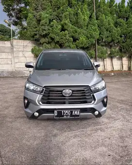 Kijang Innova reborn g matic diesel 2022 silver..
