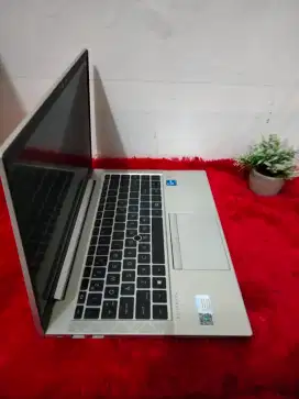 Laptop premium HP Elitebook 840 g8 core i5 gen 11irisXe/RAM16SSD/512gb
