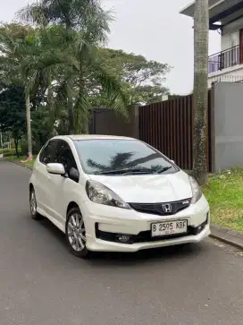 Honda Jazz RS 1.5 Mmc At 2013