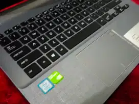 Asus Vivobook x407uf
Laptop slim tipis dobel VGa finger print