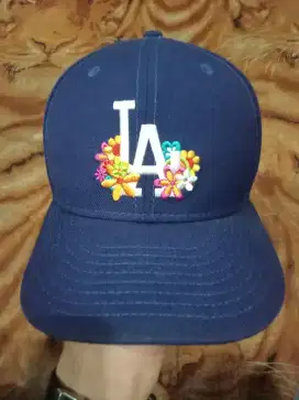 Topi snapback new era original