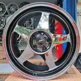 Spoon Evo Regamaster ring 18x9 5x114.3 et 28 blackchrome 4pcs