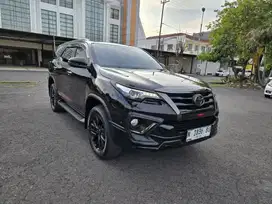 TOYOTA FORTUNER 2.4 VRZ TRD AT TAHUN 2020