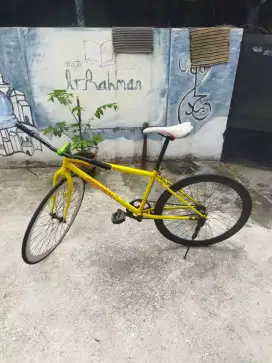 Sepeda Pixy buka 800 nego