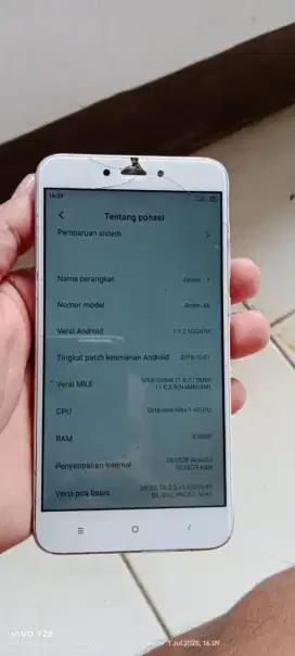 Redmi 4x.  3/32. Mnus gantian lcd retak SMA kamera of smua